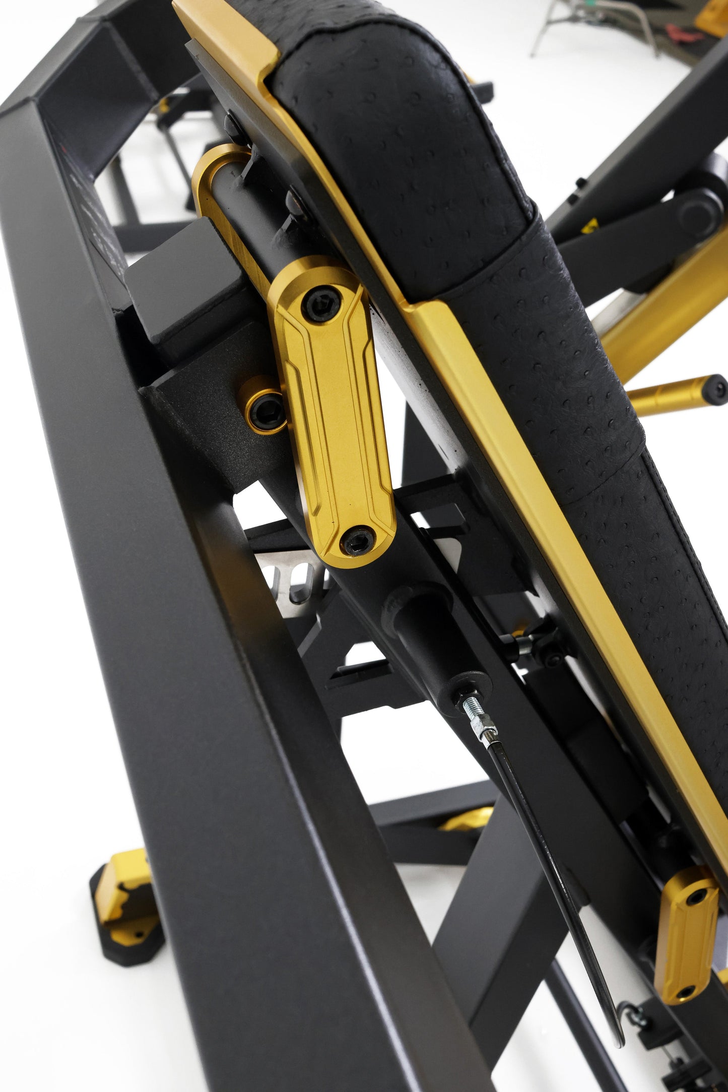 Supino Declinado Articulado Linha Robust