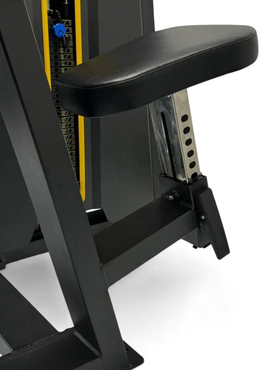 Máquina Bíceps Carga 130 Kg Linha Hard