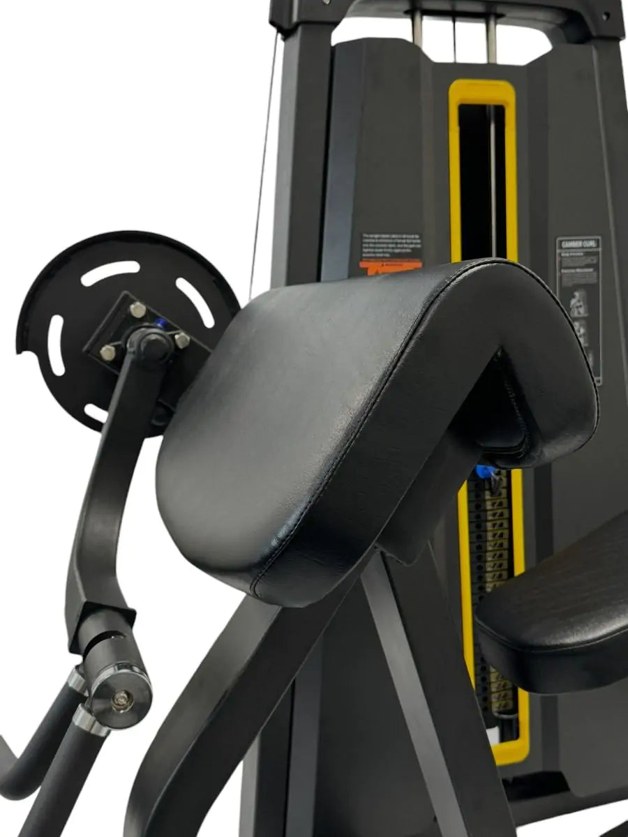 Máquina Bíceps Carga 130 Kg Linha Hard