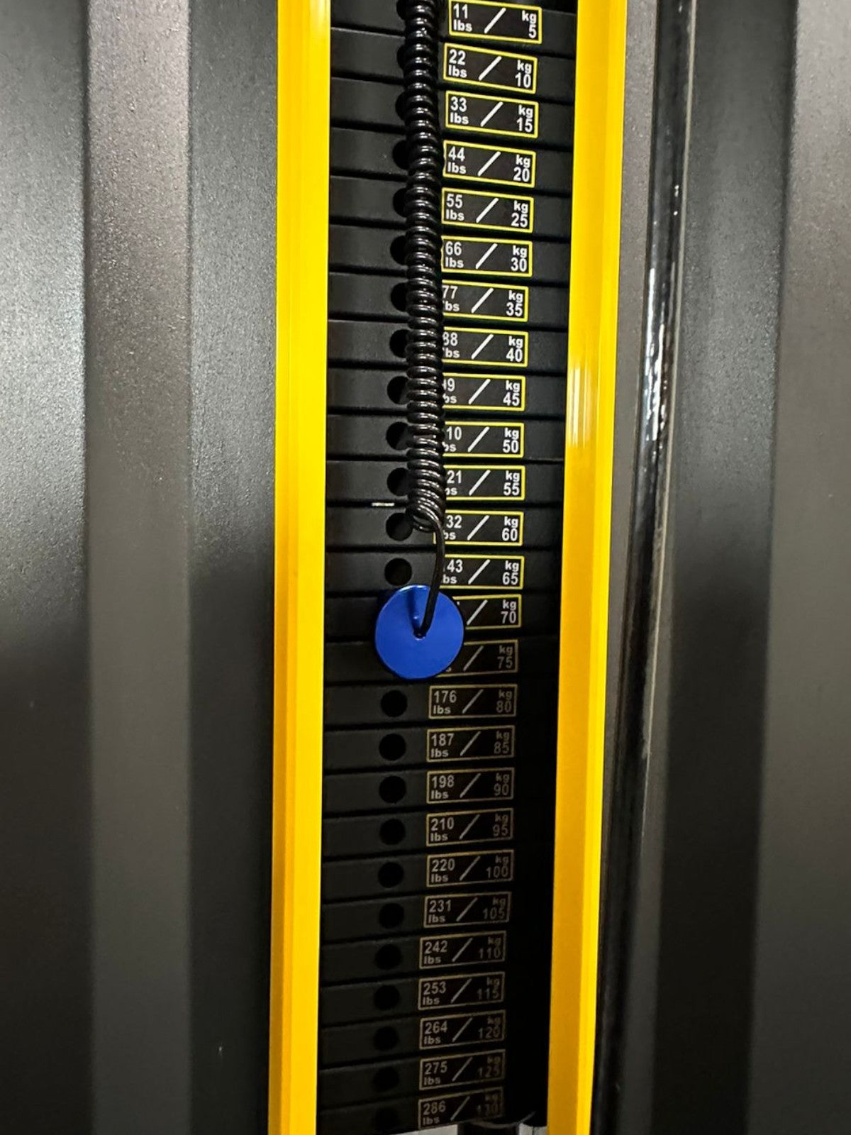 Máquina Puxada Alta e Remada Baixa 130 kg Linha Hard