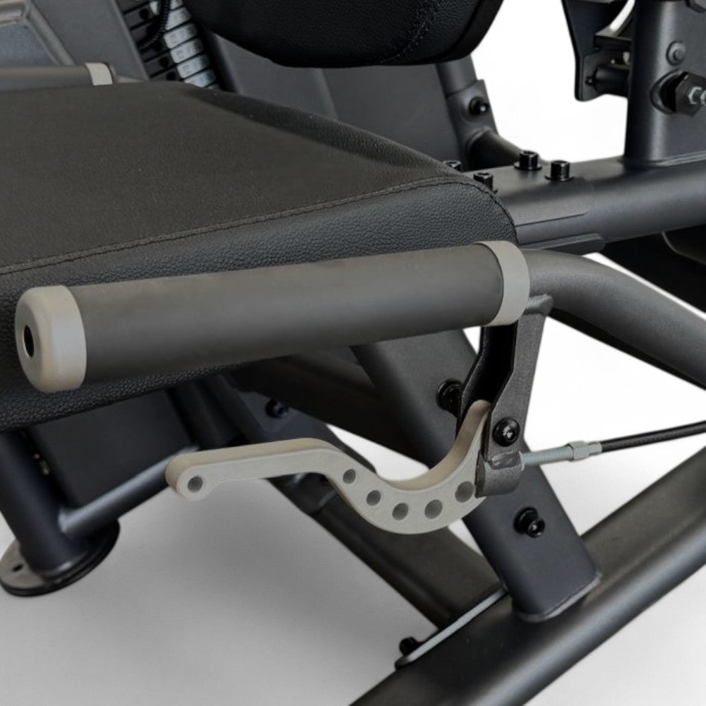 Cadeira Extensora e Flexora Conjugada Linha Predator Arzur Fitness